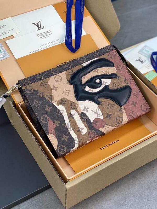 LV Wallets 38